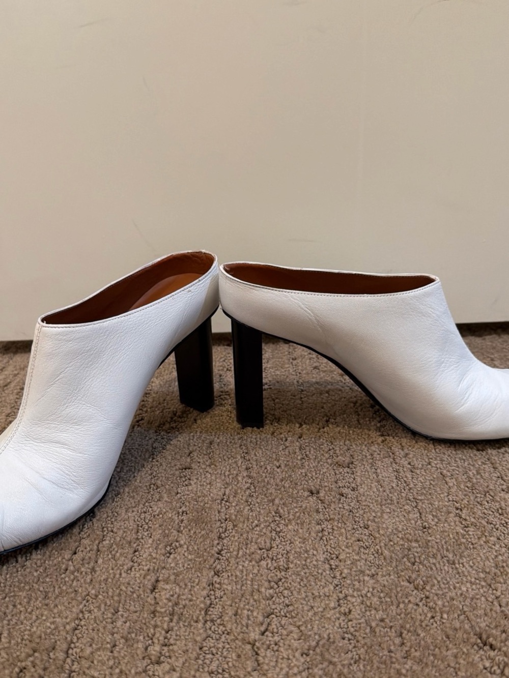 Joseph White Leather Slip-On Mules with Black Block Heel